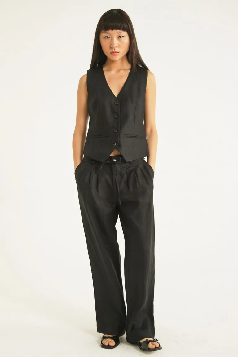 Pantalón de lino de corte recto y tiro medio con pinzas en la cintura de Las Pepas en Pantalones para argentina