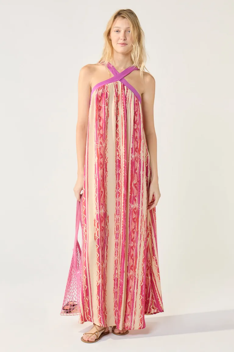 Vestido estampado rosa con escote haler y tiras en liso de Cuesta Blanca en Vestidos para argentina