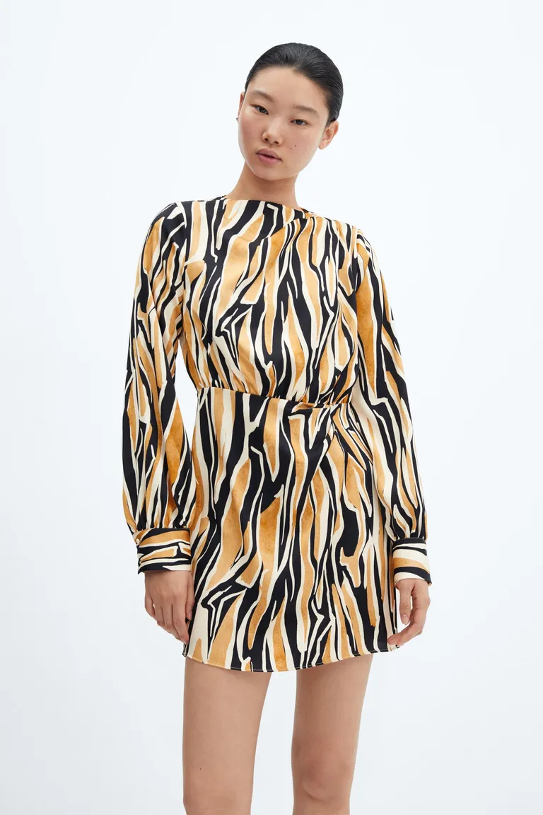 Vestido corto estampado de Mango en Vestidos para argentina