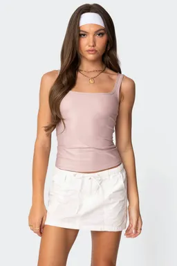 Musculosa sarah cuello cuadrado de Edikted en Tops para argentina