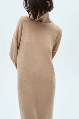 Vestido punto acanalado de Mango en Buzos y Sweaters para argentina