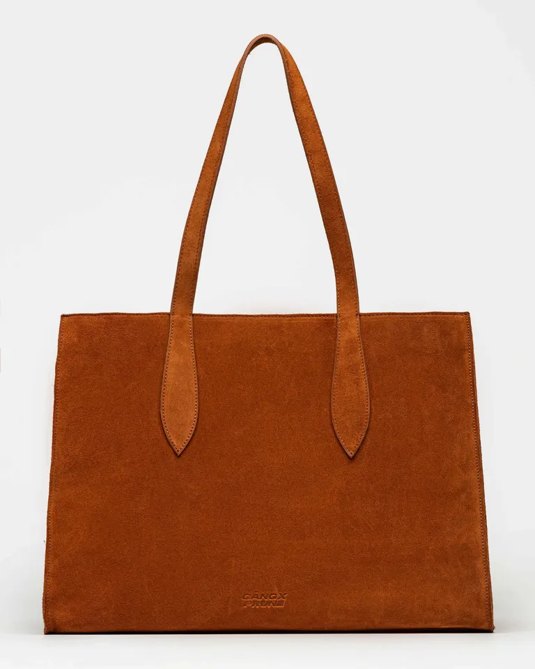 Cartera de cuero gamuzado con diseño espacioso y asas largas para uso diario de Prüne en Bolsos y Carteras para argentina