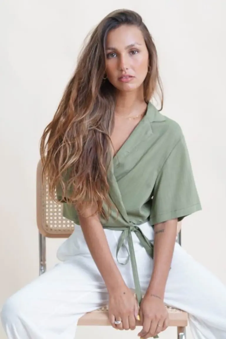 Camisa Cruzada con Lazo de Hesed en Camisas para argentina