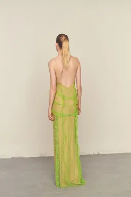 Vestido encaje con volantes de Mango en Vestidos para argentina