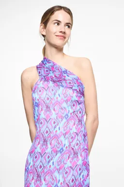 Vestido asimétrico estampado de Mango Teen en Vestidos para argentina