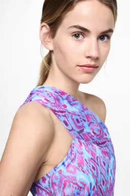 Vestido asimétrico estampado de Mango Teen en Vestidos para argentina