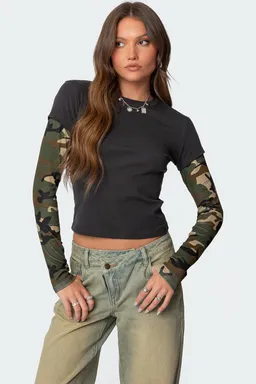 Remera camuflada manga larga de Edikted en Remeras para argentina