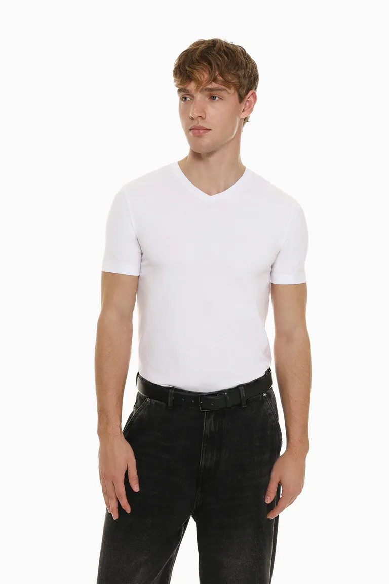 Remera slim cuello pico de Lefties en Remeras y Polos para argentina