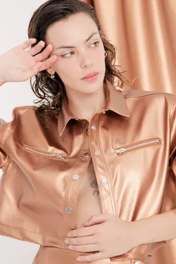 Camisa sepia de Love This en Camisas para argentina