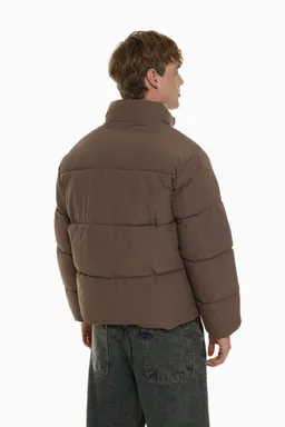 Campera cuello alto acolchada de Lefties en Abrigos y Camperas para argentina