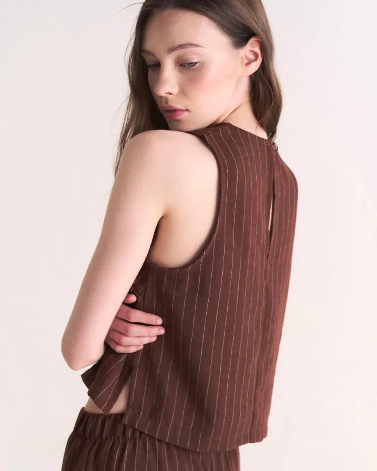 Musculosa rayada con aberturas en la espalda - Estilo elegante y versátil de Sky en Tops para argentina