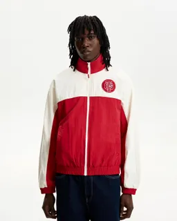 Campera técnica liviana de Bershka en Abrigos y Camperas para argentina