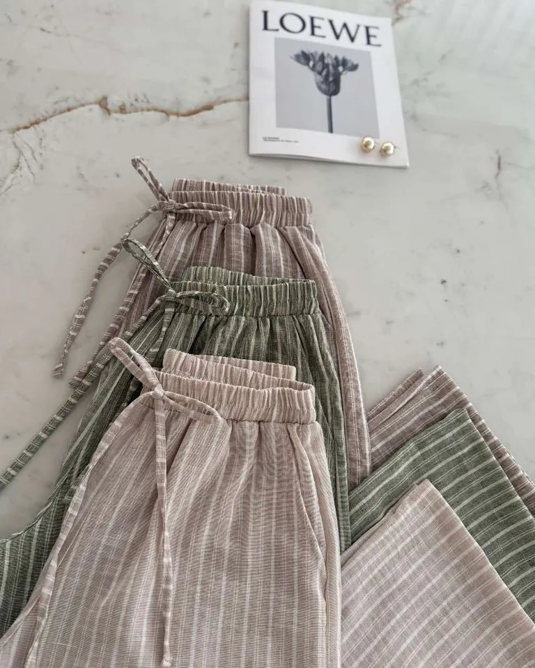 Pantalón palazzo de corte holgado con cintura elástica y bolsillos laterales de Hesed en Pantalones para argentina