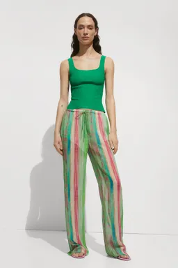 Top punto canalé de Mango en Tops para argentina