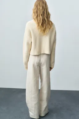Jersey lana cuello alto de Mango en Buzos y Sweaters para argentina