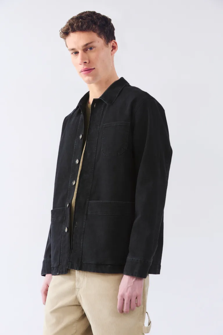 Chaqueta de jean negra con botones marmolados y detalles estilizados de Bensimon en Abrigos y Camperas para argentina