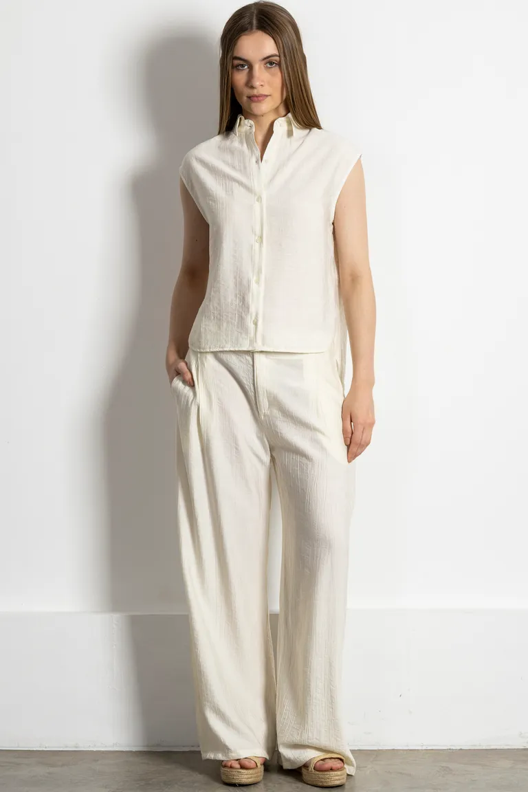 Pantalón recto de tela arrugada con bolsillos en delantero y espalda de Kill en Pantalones para argentina