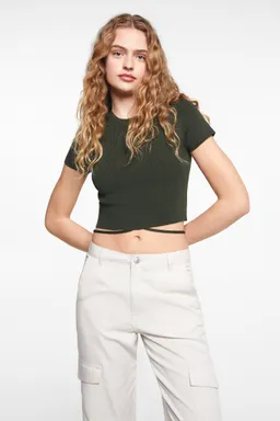 Remera punto con lazo de Mango Teen en Tops para argentina