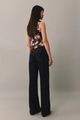 Top estampado cuello perkins de Mango en Tops para argentina