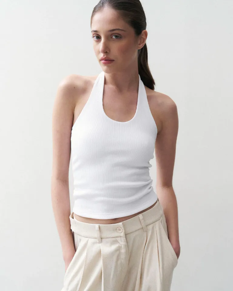 Top blanco de cuello halter con escote redondo y delantero doble de Sky en Tops para argentina