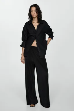 Pantalón palazzo plisado de Mango en Pantalones para argentina