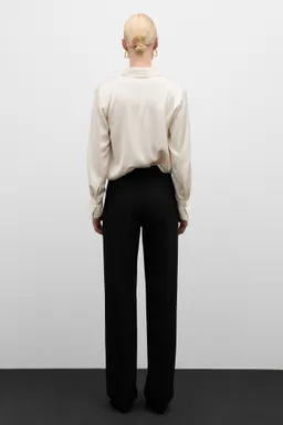 Pantalón recto decorativo de Mango en Pantalones para argentina