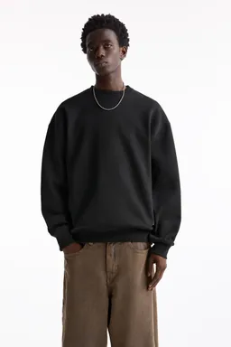 Sudadera básica cuello redondo de Pull&Bear en Buzos y Sweaters para argentina