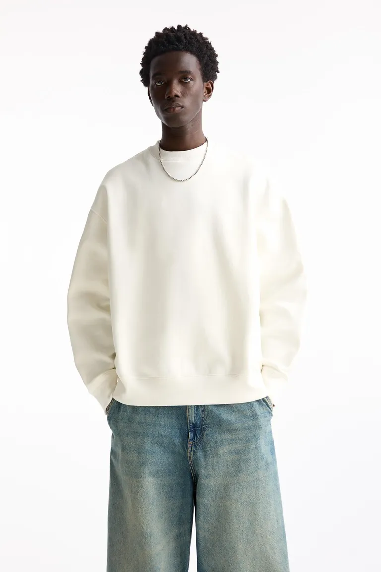 Sudadera básica cuello redondo de Pull&Bear en Buzos y Sweaters para argentina