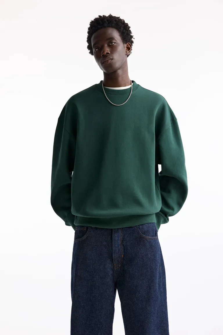 Sudadera básica cuello redondo de Pull&Bear en Buzos y Sweaters para argentina