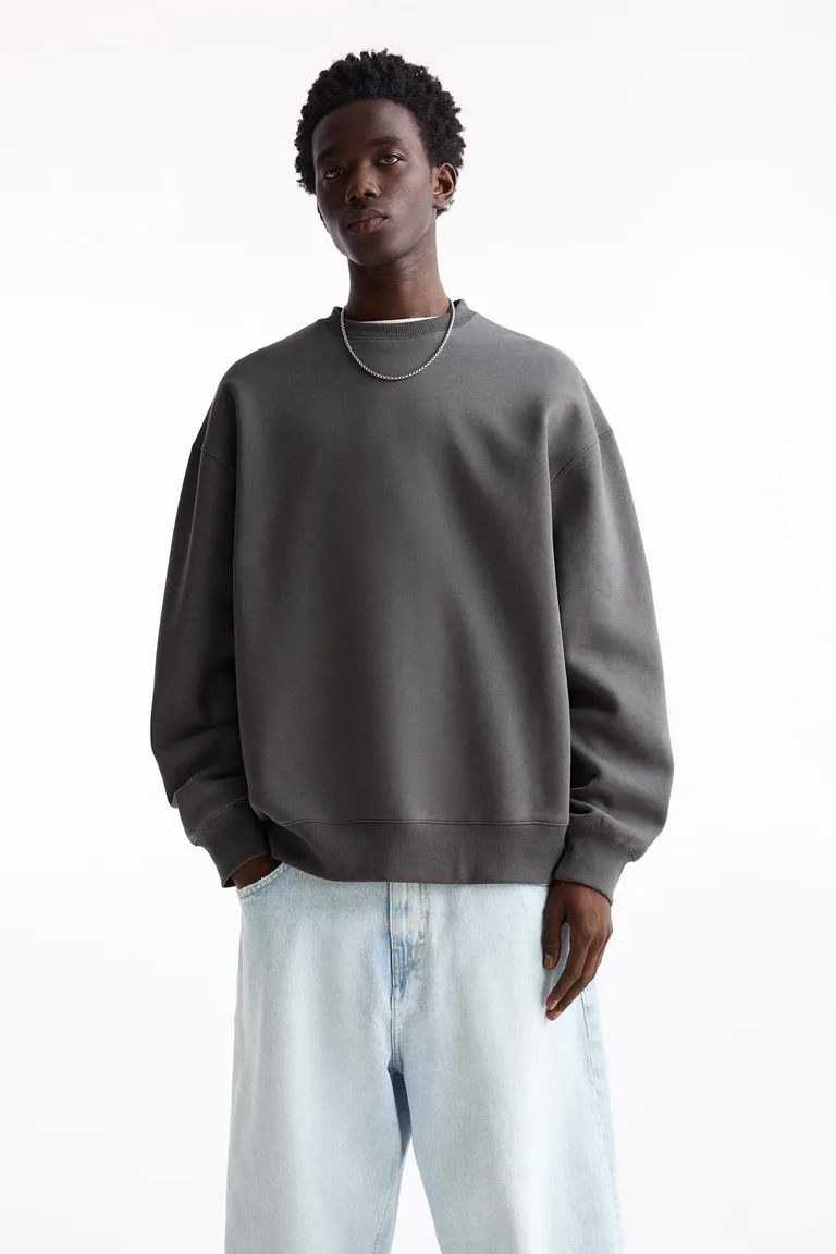Sudadera básica cuello redondo de Pull&Bear en Buzos y Sweaters para argentina