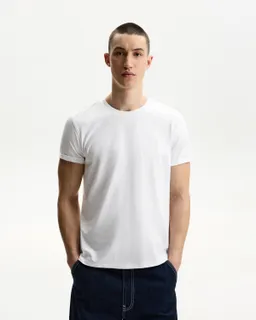 Remera bordada manga corta de Bershka en Remeras y Polos para argentina