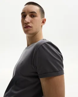 Remera bordada manga corta de Bershka en Remeras y Polos para argentina