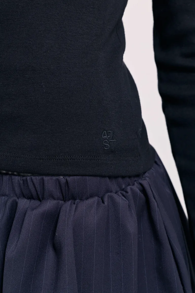 Remera de manga larga con cuello redondo y calce ajustado de 47 Street en Remeras para argentina