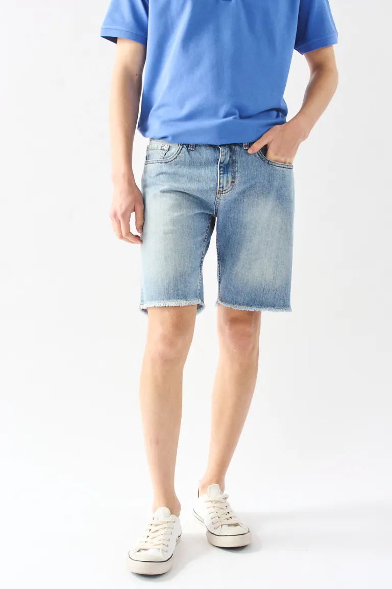 Bermuda de jean clásica regular con acabado deshilachado en la basta de Bensimon en Bermudas y Shorts para argentina