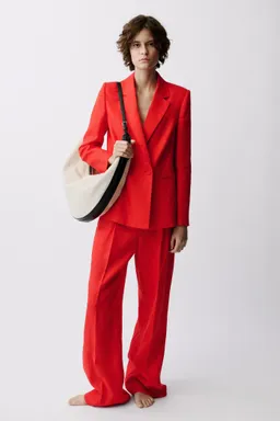 Blazer lino doble botonadura de Mango en Blazers para argentina