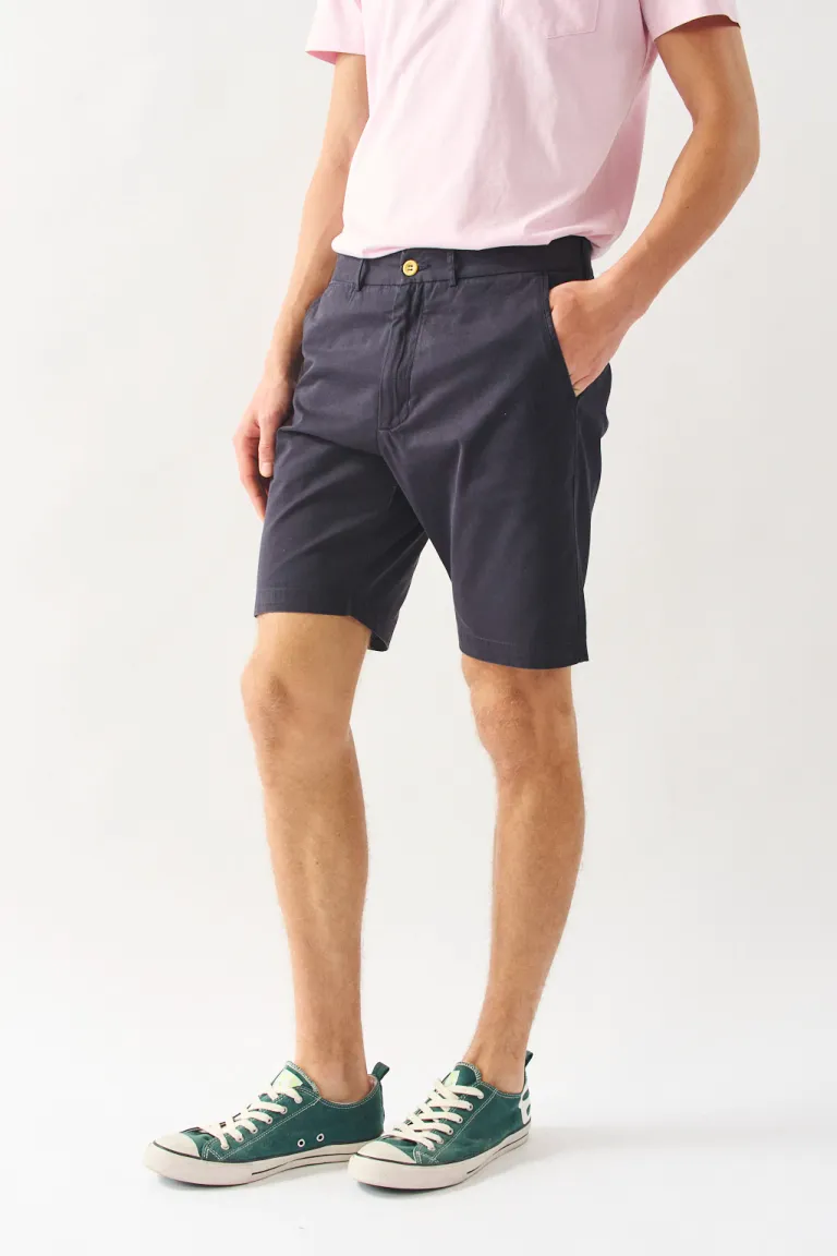 Bermuda lisa de corte clásico en color negro para hombre de Bensimon en Bermudas y Shorts para argentina