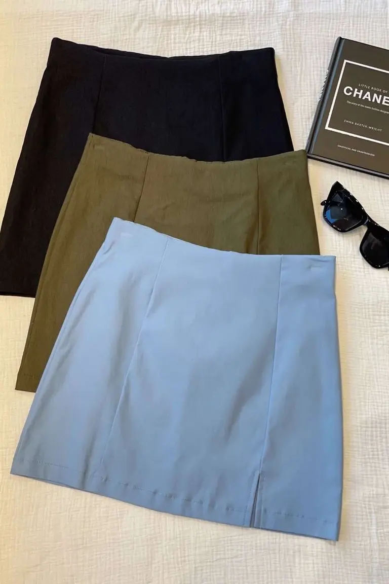 Falda corta elegante de Hesed en Faldas para argentina