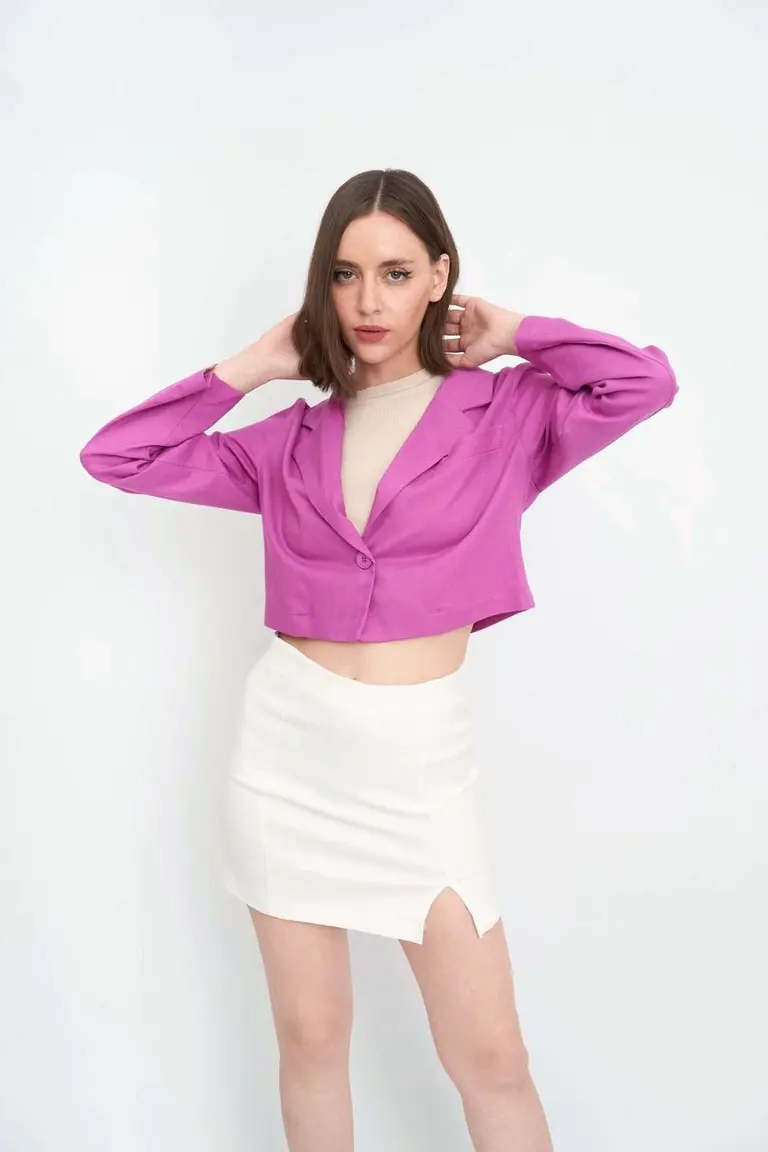 Falda corta elegante de Hesed en Faldas para argentina