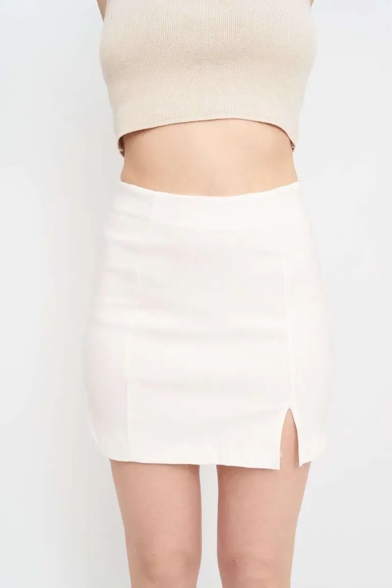 Falda corta elegante de Hesed en Faldas para argentina