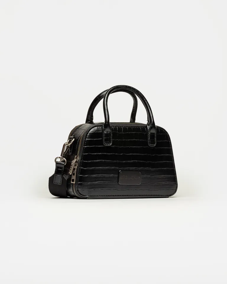 Cartera de mano con estructura rígida y textura efecto cocodrilo con correa desmontable de Prüne en Bolsos y Carteras para argentina