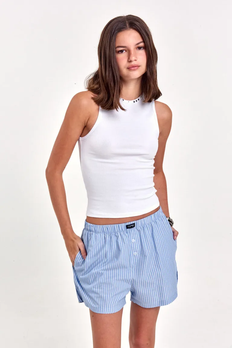 Shorts de estilo boxeador con rayas azules y blancas para un look descontracturado de 47 Street en Shorts para argentina