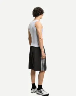 Bermuda técnica con pinzas de Bershka en Bermudas y Shorts para argentina