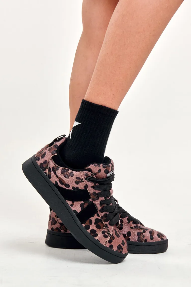 Zapatillas de mujer con estampado animal print y suela negra de 47 Street en Zapatillas para argentina