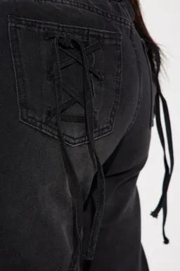Jeans flare apilados de Fashion Nova en Pantalones para argentina
