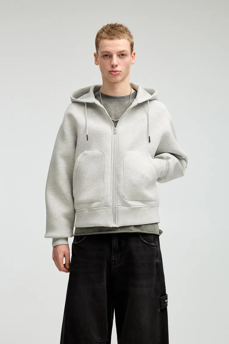 Chaqueta stwd efecto neopreno capucha de Pull&Bear en Abrigos y Camperas para argentina