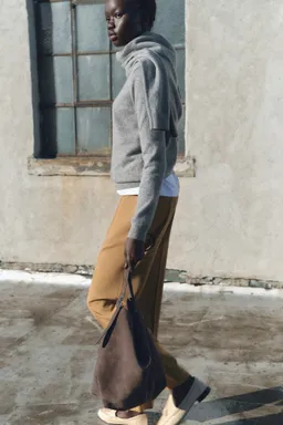 Pantalón recto pinzas de Mango en Pantalones para argentina