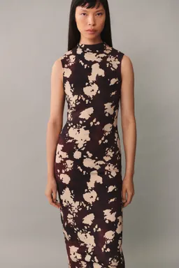 Vestido estampado midi de Mango en Vestidos para argentina