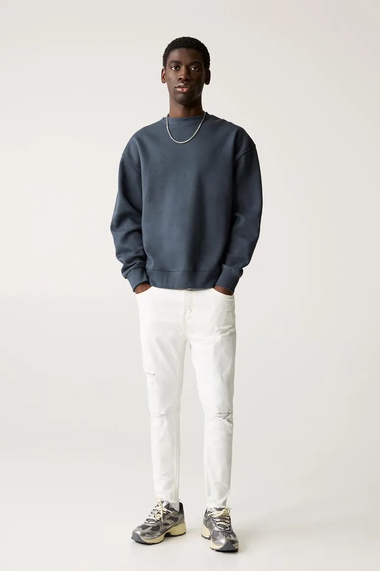 Jeans carrot rotos de Pull&Bear en Pantalones para argentina