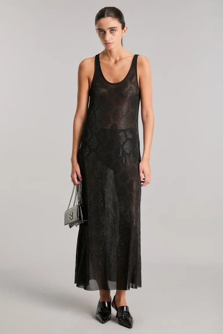 Vestido negro de tul con diseño en relieve y largo al tobillo de Kosiuko en Vestidos para argentina
