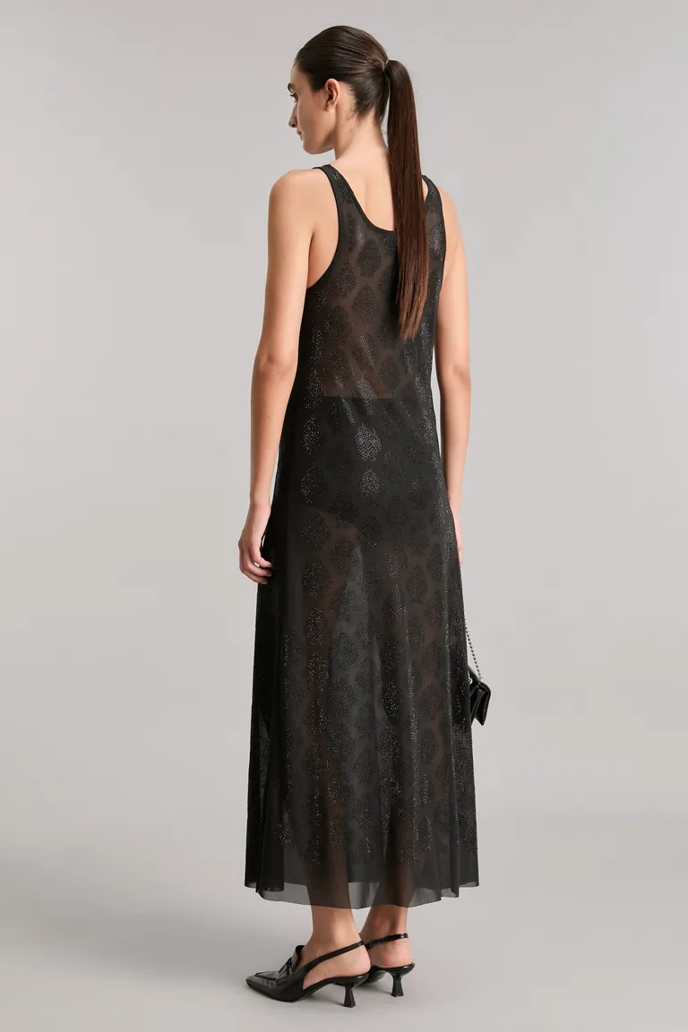 Vestido negro de tul con diseño en relieve y largo al tobillo de Kosiuko en Vestidos para argentina